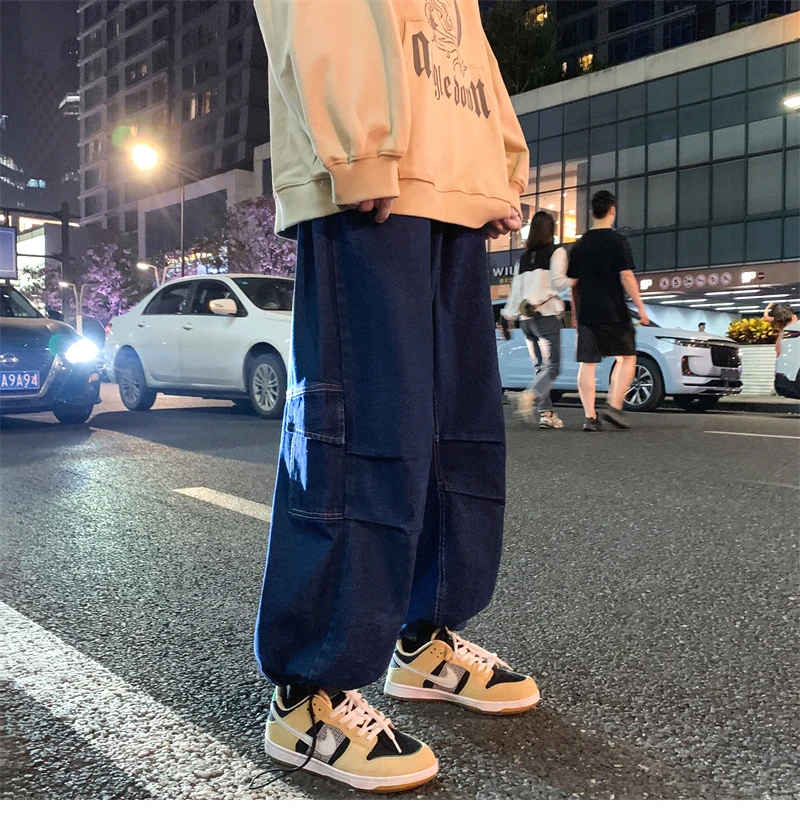 Men's Patchwork Blue Cargo Jeans Oversized Wide Leg Trousers Men Muti-pockets Hip Hop Streetwear 90s Vintage Fashion Pants
Men's Patchwork Blue Cargo Jeans Oversized Wide Leg Trousers Men Muti-pockets Hip Hop Streetwear 90s Vintage Fashion Pants