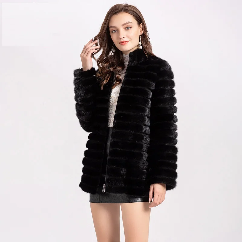 Luxury Black Natural Mink Coats Women Winter Real Mink Fur Hooded Jacket Female Fashion Genuine Thermal Fur Coat Ladies New
Luxury Black Natural Mink Coats Women Winter Real Mink Fur Hooded Jacket Female Fashion Genuine Thermal Fur Coat Ladies New