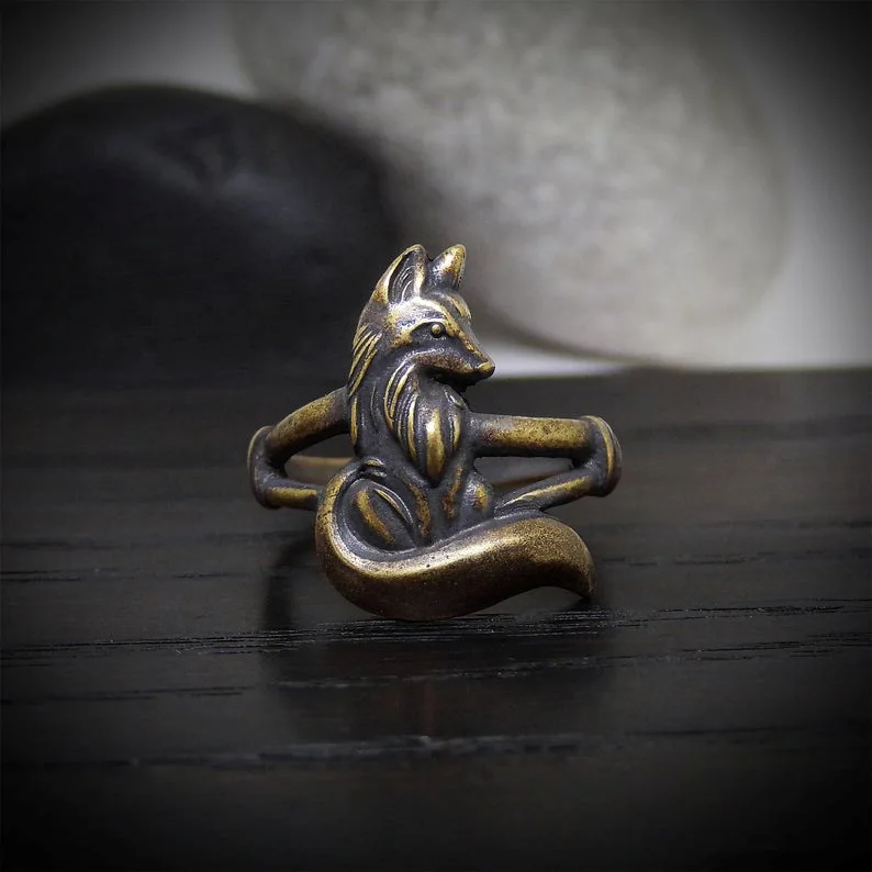 Unisex Trendy Silver Color Old Fox Copper Ring Men's Women's Ring Couple Rings Jewellery Bijouterie Female Wedding
Unisex Trendy Silver Color Old Fox Copper Ring Men's Women's Ring Couple Rings Jewellery Bijouterie Female Wedding