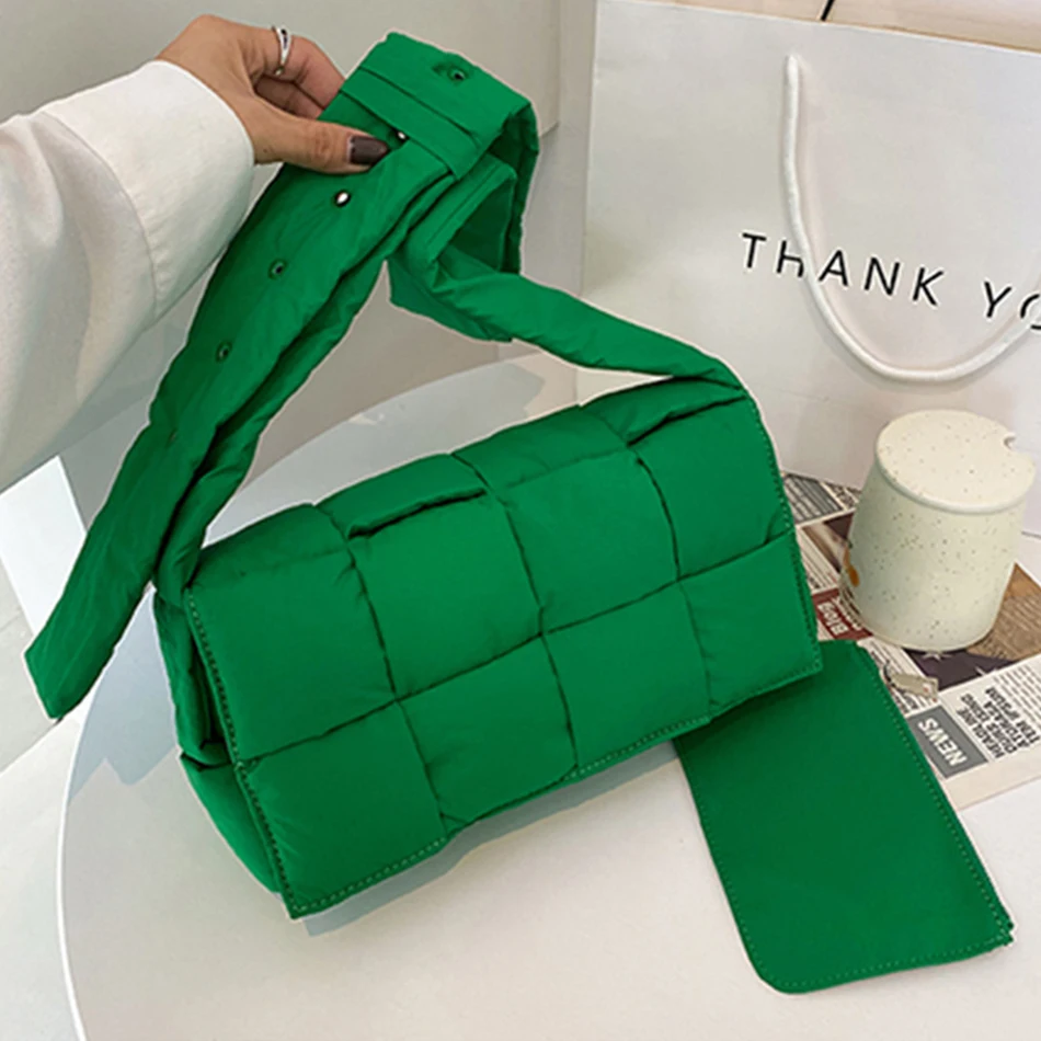 Oxford Cloth Weave Padded Handbags Purses Designer Quilted Women Shoulder Bags Branded 2022 Winter Down Cotton Crossbody Bag Sac
Oxford Cloth Weave Padded Handbags Purses Designer Quilted Women Shoulder Bags Branded 2022 Winter Down Cotton Crossbody Bag Sac