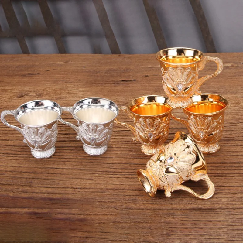 30ML Retro Creative Small Beverage Wine Cup Gold European Style Home Bar Propitiate Water Cup White Brass Copper
30ML Retro Creative Small Beverage Wine Cup Gold European Style Home Bar Propitiate Water Cup White Brass Copper
