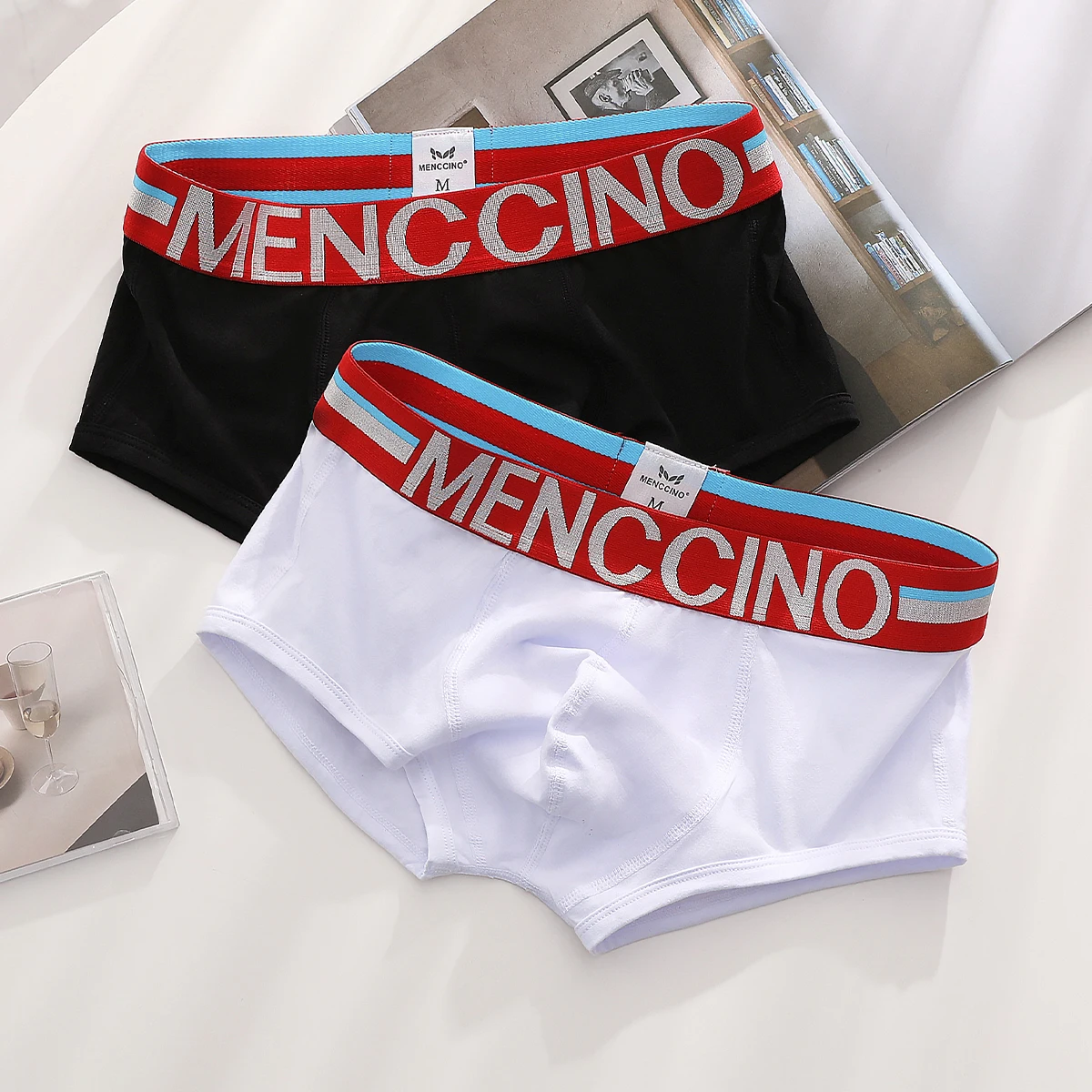 2pcs/lot men's boxers cotton shorts men's solid color low rise red youth summer men
2pcs/lot men's boxers cotton shorts men's solid color low rise red youth summer men