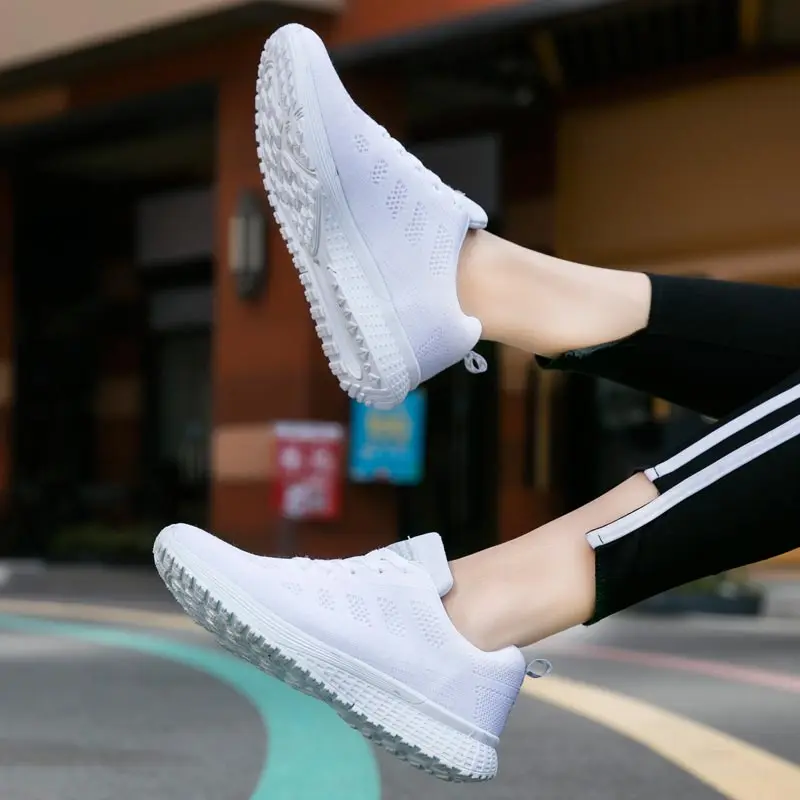 lightweight low top sports tennis for women running shoes women sport shoes luxury women sneakers espadrille ladies 1229
lightweight low top sports tennis for women running shoes women sport shoes luxury women sneakers espadrille ladies 1229