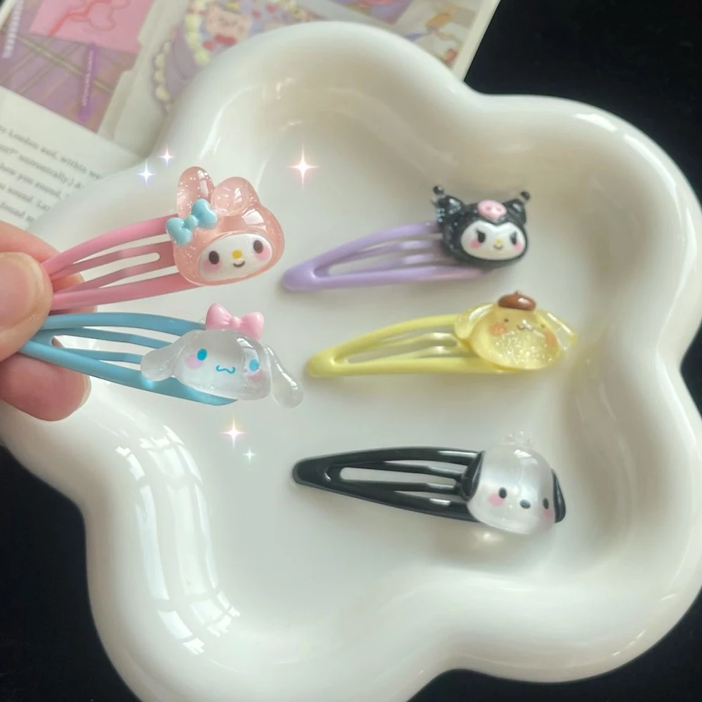 Cartoon Sanriod Kuromi My Melody headress cute fresh transparent side clip resin bb clip broken hair accessories gifts for girls
Cartoon Sanriod Kuromi My Melody headress cute fresh transparent side clip resin bb clip broken hair accessories gifts for girls