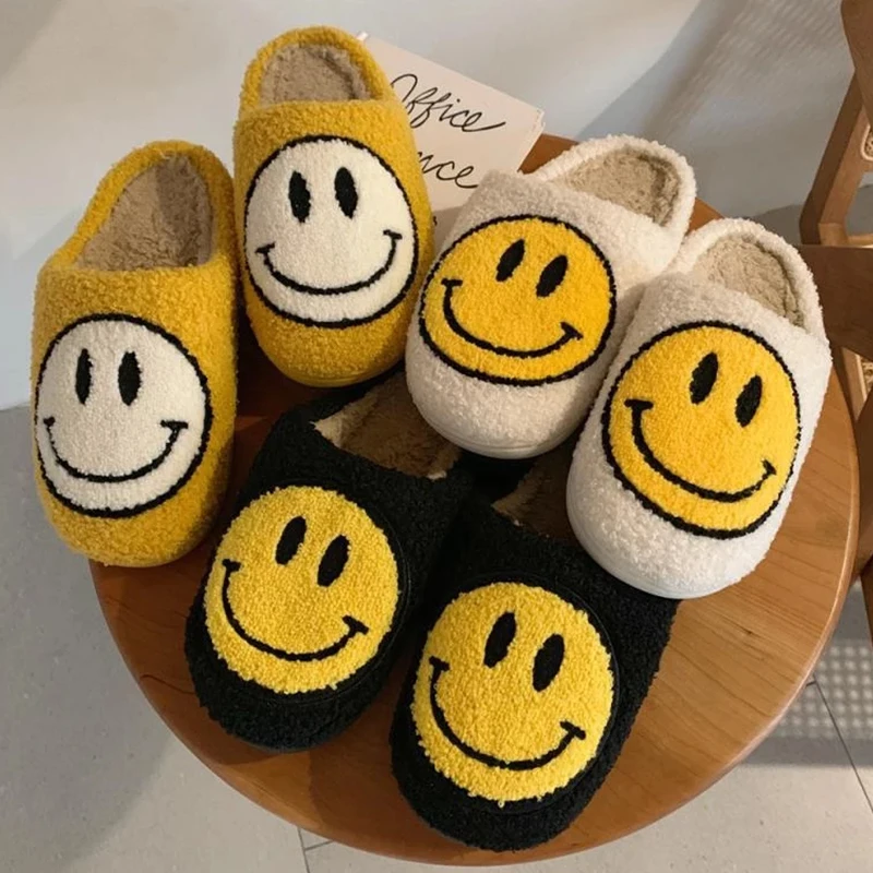 Female Slippers Cartoon Smiley Plush Home Warm Fur Slippers Smiley Home Couple Slippers Men's Indoor
Female Slippers Cartoon Smiley Plush Home Warm Fur Slippers Smiley Home Couple Slippers Men's Indoor