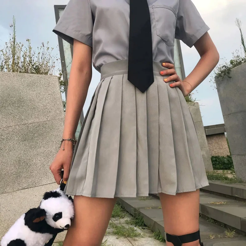 Korean Fashion Cute Pleated Skirt Schoolgirls College Style Casual All-match Solid Color High Waist Mini Short Skirts Streetwear
Korean Fashion Cute Pleated Skirt Schoolgirls College Style Casual All-match Solid Color High Waist Mini Short Skirts Streetwear