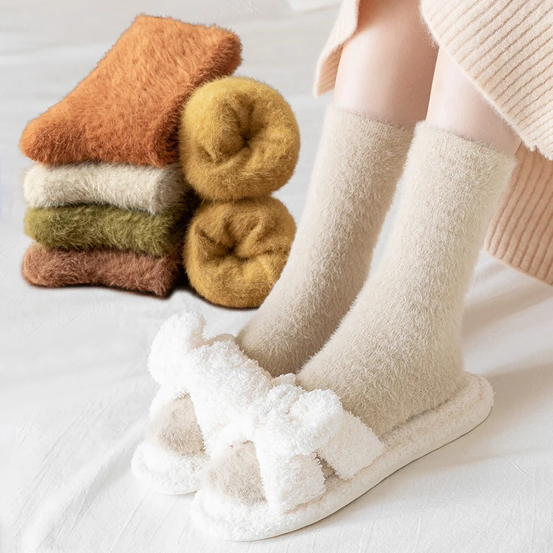 1 Pair Candy Winter Warm Soft Fluffy Women Socks Velvet Solid Thick Thermal Mink Fur Sock Plush Ladies Home Floor Sleepping Sox
1 Pair Candy Winter Warm Soft Fluffy Women Socks Velvet Solid Thick Thermal Mink Fur Sock Plush Ladies Home Floor Sleepping Sox