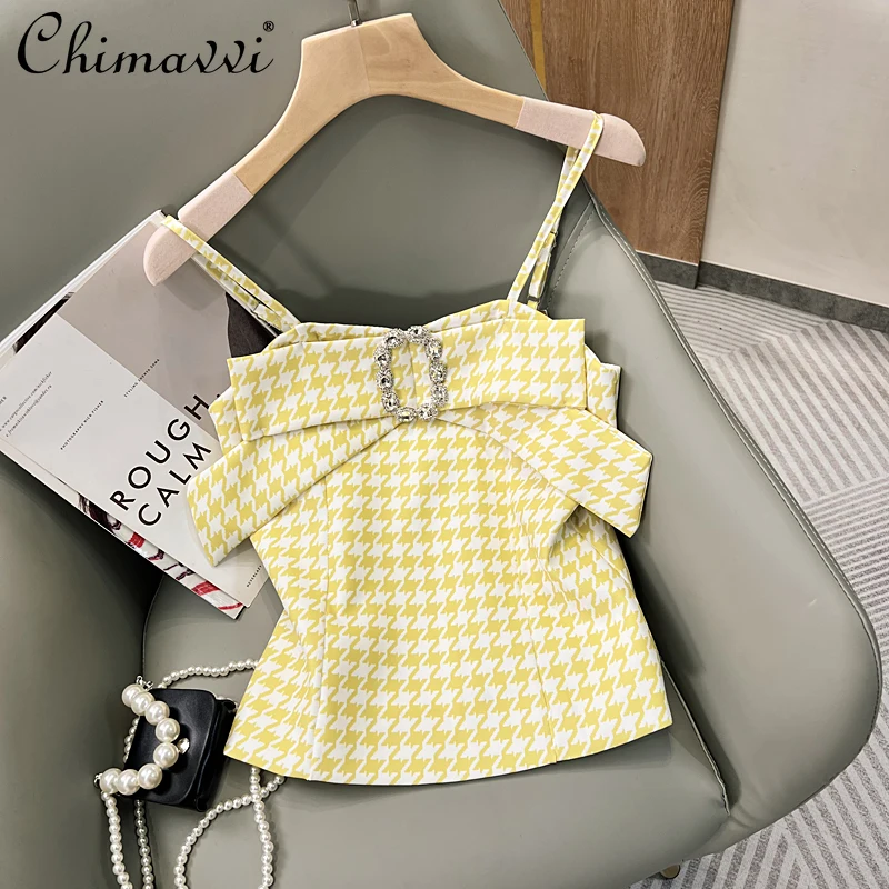 2022 Spring Summer New Design Slim Fit Contrast Color Camisole Top Women's Fashion Sexy Houndstooth Diamond Bow Suspenders Vest
2022 Spring Summer New Design Slim Fit Contrast Color Camisole Top Women's Fashion Sexy Houndstooth Diamond Bow Suspenders Vest