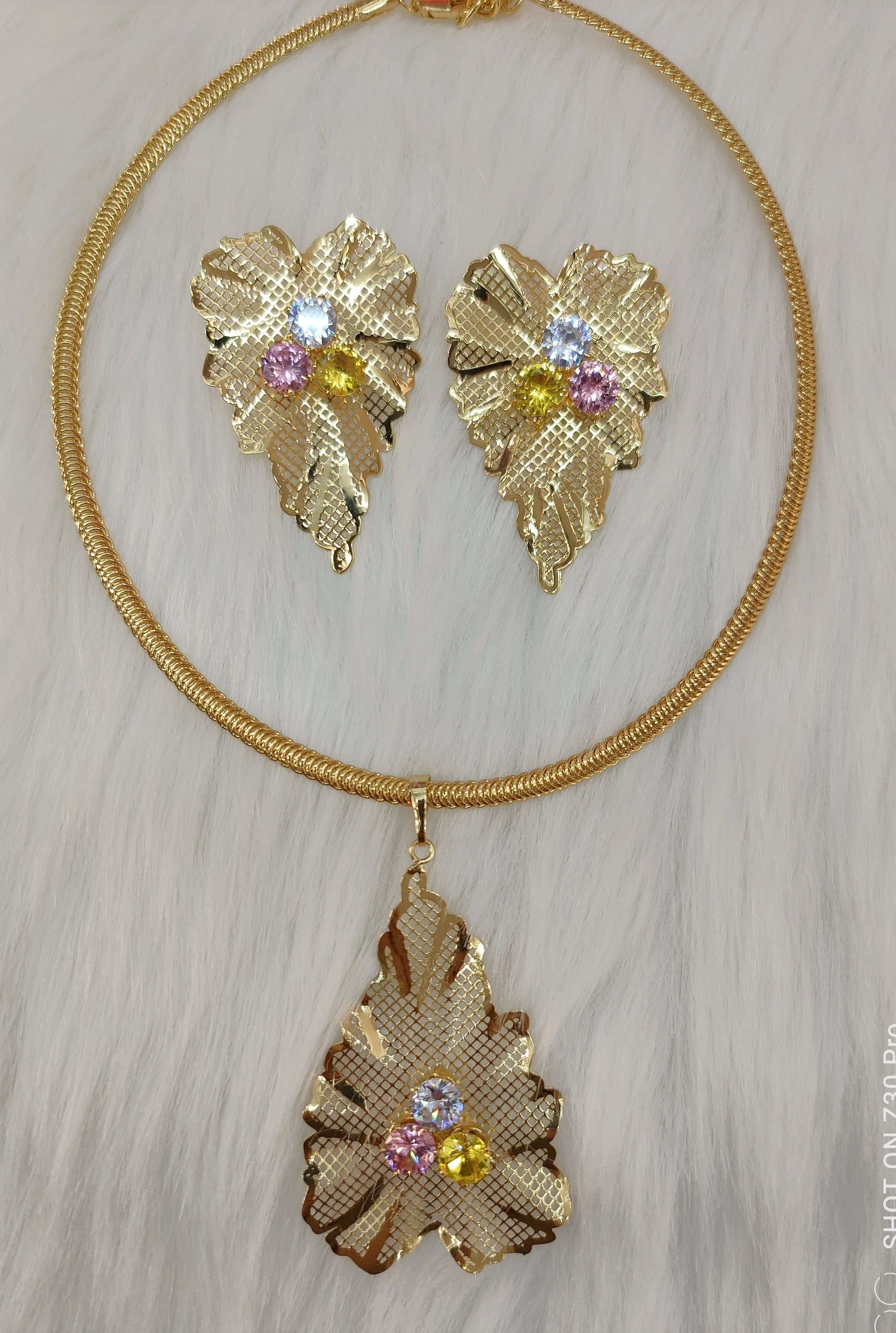African Jewelry Dubai For Women Crystal Big Necklace Party Fashion Women Earrings Wedding Bridal Accessories Mother's day Gift
African Jewelry Dubai For Women Crystal Big Necklace Party Fashion Women Earrings Wedding Bridal Accessories Mother's day Gift