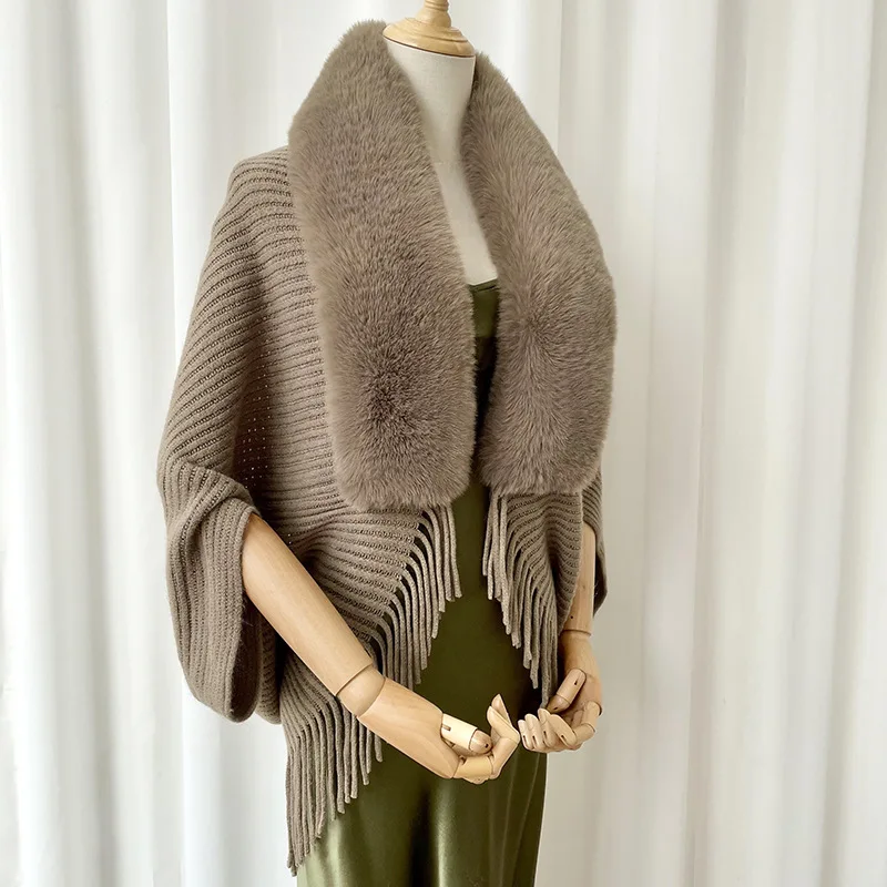 New Knitted Shawl Coat Sweater Outwear Knitted Sardigan Wrap Shawl Tassel Sheongsam Shawl Faux Fur Collar Large Luxury Women
New Knitted Shawl Coat Sweater Outwear Knitted Sardigan Wrap Shawl Tassel Sheongsam Shawl Faux Fur Collar Large Luxury Women