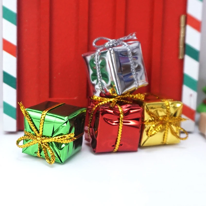 4Pcs 1:12 Dollhouse Miniature Christmas Gift Box Color Cube Wedding Box Model Doll House Home Santa Holiday Scene Decor Toy
4Pcs 1:12 Dollhouse Miniature Christmas Gift Box Color Cube Wedding Box Model Doll House Home Santa Holiday Scene Decor Toy