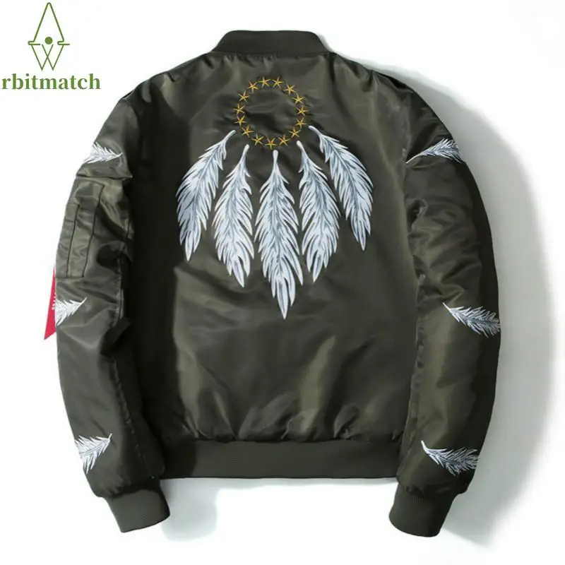 Spring Feather Embroidery Bomber Jacket Men Retro Printed Baseball Jacket Streetwear Cool Men Women Casual Hip Hop Couple Coat
Spring Feather Embroidery Bomber Jacket Men Retro Printed Baseball Jacket Streetwear Cool Men Women Casual Hip Hop Couple Coat