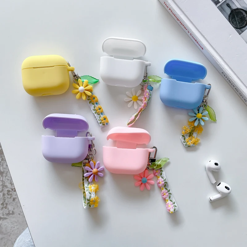INS Cute Daisy Flower Keychain Silicone Earphone Case for apple airpods 3 (3rd) gen Headset Cover For Airpods 1 2 3 Pro Case Box
INS Cute Daisy Flower Keychain Silicone Earphone Case for apple airpods 3 (3rd) gen Headset Cover For Airpods 1 2 3 Pro Case Box