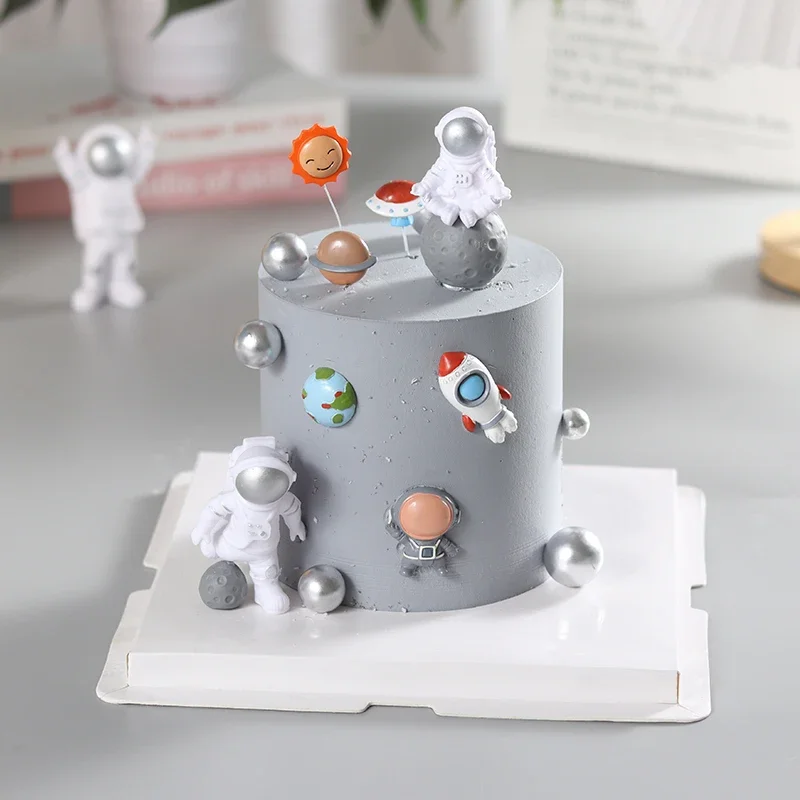 Astronaut Cake Topper Outer Space Birthday Decoration Boy Astronaut Cake Decoration Baby Shower Planet UFO Kids Party Tools
Astronaut Cake Topper Outer Space Birthday Decoration Boy Astronaut Cake Decoration Baby Shower Planet UFO Kids Party Tools