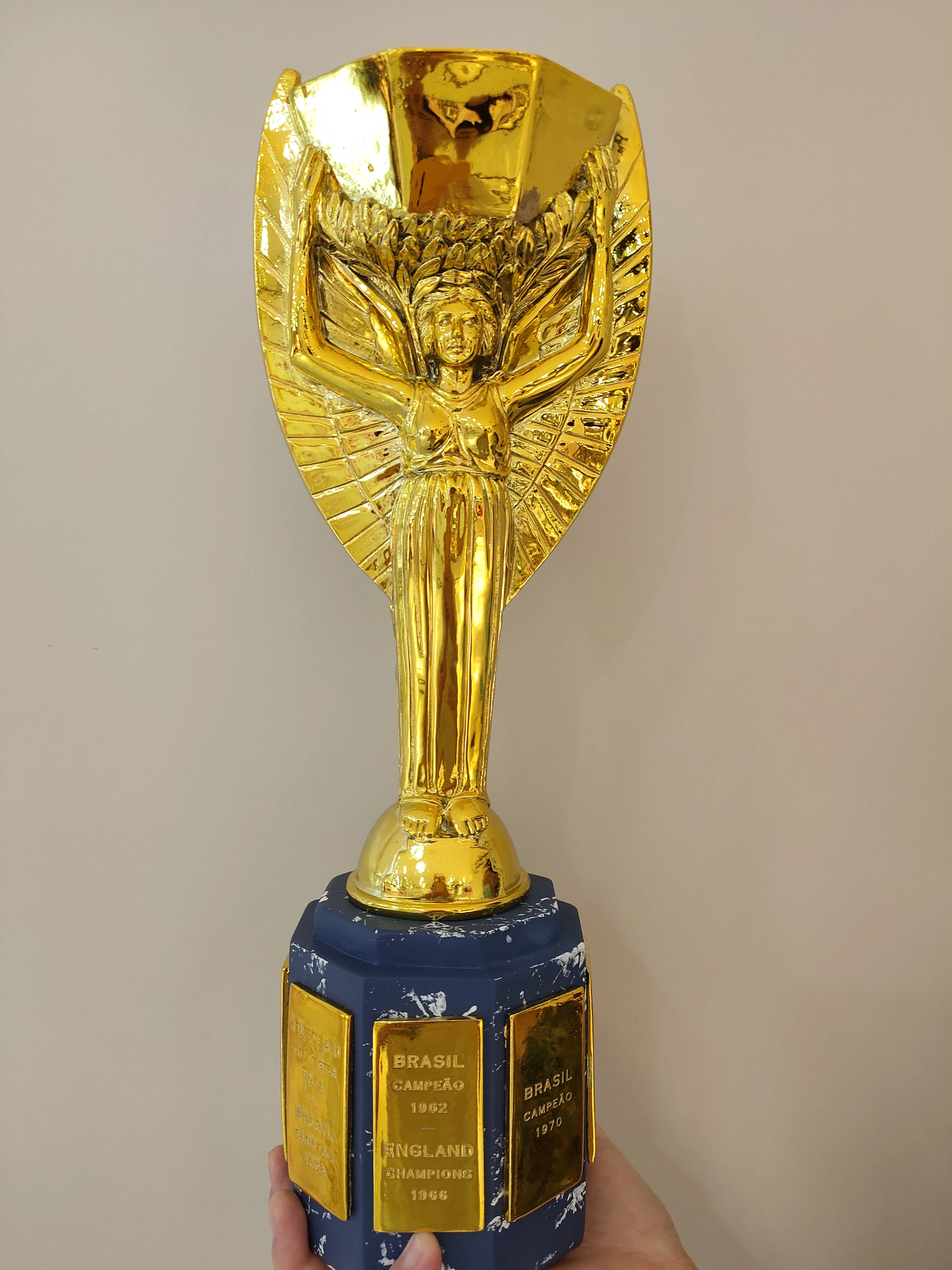 Суперкубок La Liga, трофей высотой 10 см, трофей Supercopa de España, трофей Кубок, трофей, Кубок футбольных сувениров
Суперкубок La Liga, трофей высотой 10 см, трофей Supercopa de España, трофей Кубок, трофей, Кубок футбольных сувениров