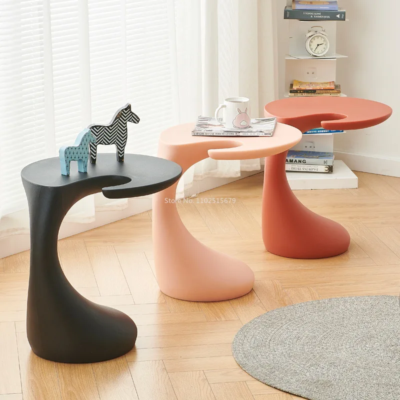 Nordic Side Table Creative Small Coffee Table Simple Household Sofa Small Living Room Corner Table Balcony Small Round Table
Nordic Side Table Creative Small Coffee Table Simple Household Sofa Small Living Room Corner Table Balcony Small Round Table