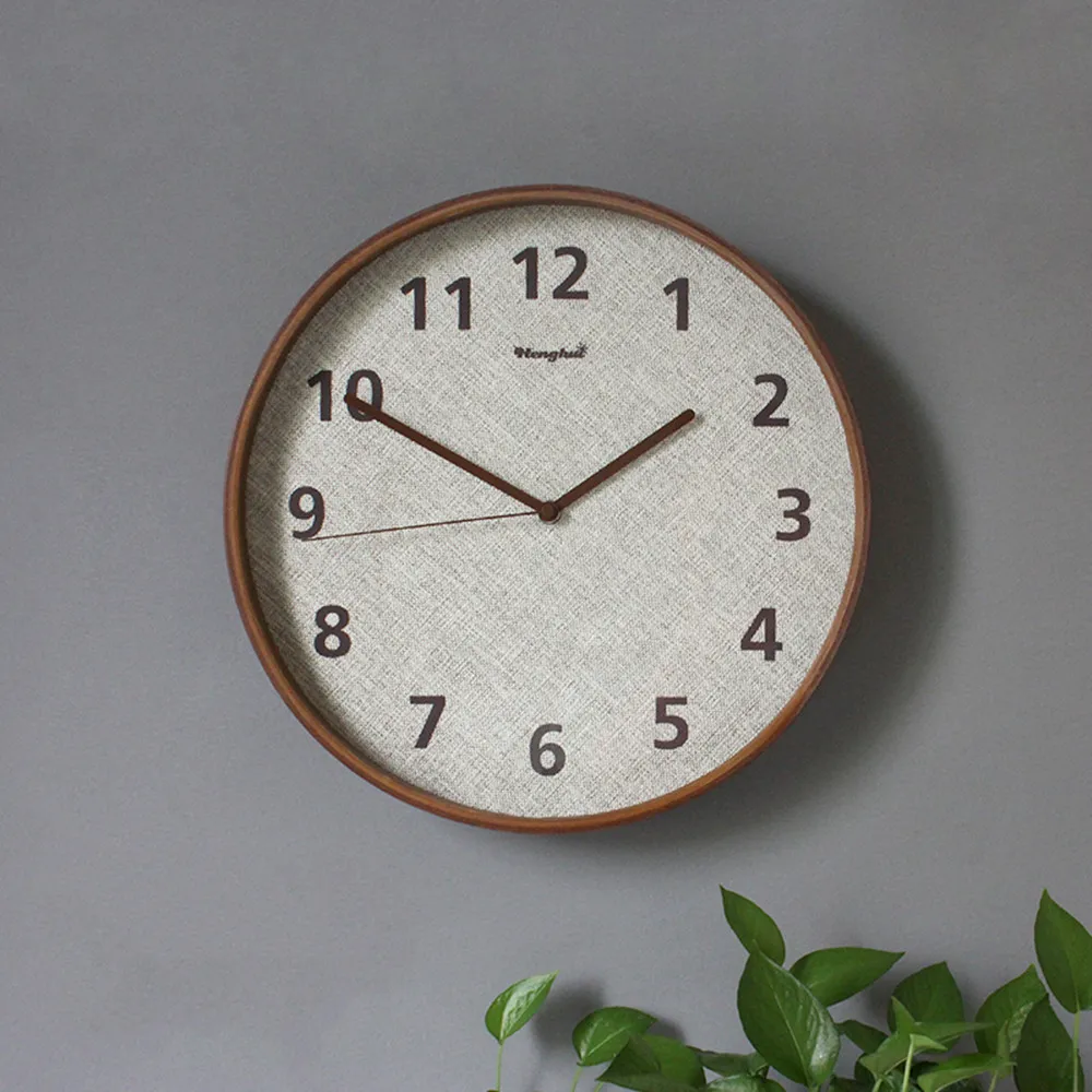 New Chinese solid wood household mute living room wall clock Nordic simple creative fashion linen art bedroom large wall watch
New Chinese solid wood household mute living room wall clock Nordic simple creative fashion linen art bedroom large wall watch