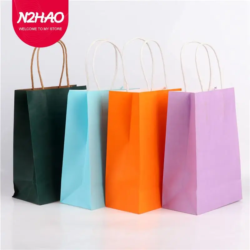 High Quality 10Pcs Lots Color Kraft Paper Bag 21x15x8cm Festival Gift Bag Cake Box Packging Shopping Bags with Handles
High Quality 10Pcs Lots Color Kraft Paper Bag 21x15x8cm Festival Gift Bag Cake Box Packging Shopping Bags with Handles