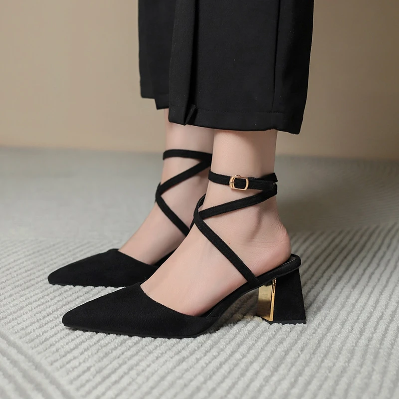 2022 Summer New Ladies Sandals Fashion Versatile Pointed Cross Strap High Heels Women's Sexy Office Sandals Size 35-40
2022 Summer New Ladies Sandals Fashion Versatile Pointed Cross Strap High Heels Women's Sexy Office Sandals Size 35-40
