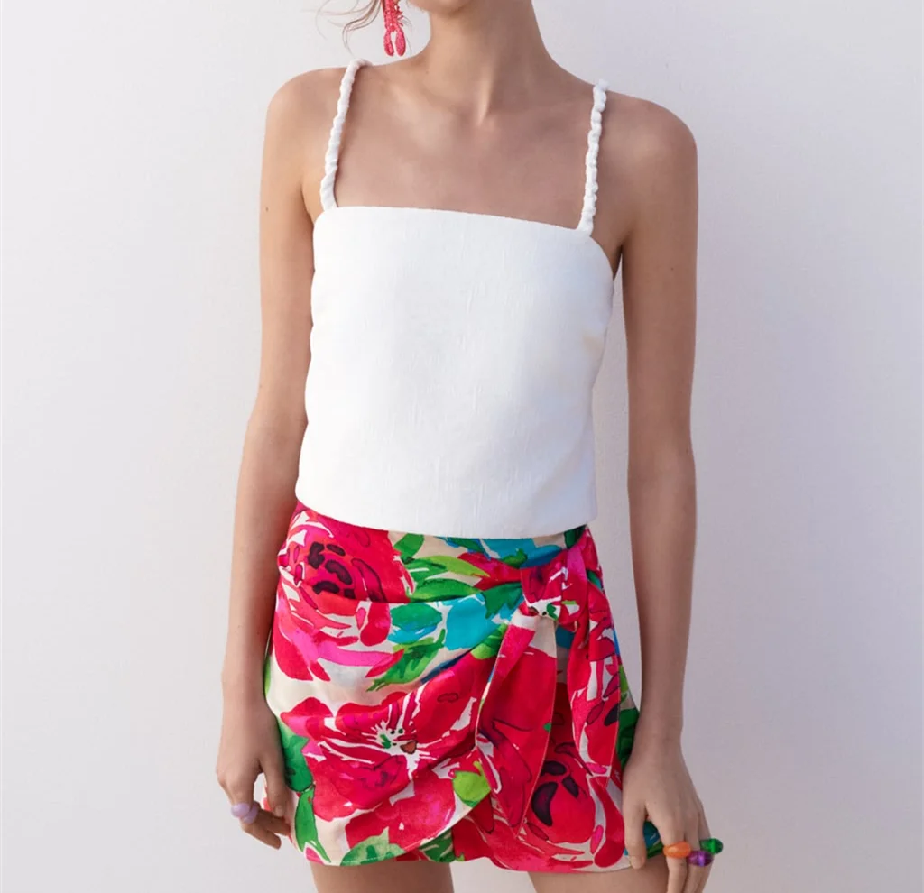 Women 2022 Summer New Print Knot High Waist Skirt European And American Style Slim Asymmetric
Women 2022 Summer New Print Knot High Waist Skirt European And American Style Slim Asymmetric