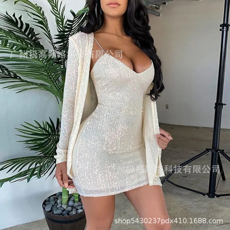 2023 Women's beaded cardigan+two-piece sling skirt
2023 Women's beaded cardigan+two-piece sling skirt