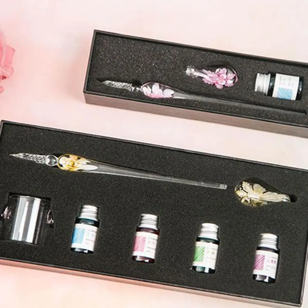 Portable 1Set Vintage Fountain Crystal Signature Pen Pretty Crystal Pen Glossy Surface for Calligraphy
Portable 1Set Vintage Fountain Crystal Signature Pen Pretty Crystal Pen Glossy Surface for Calligraphy