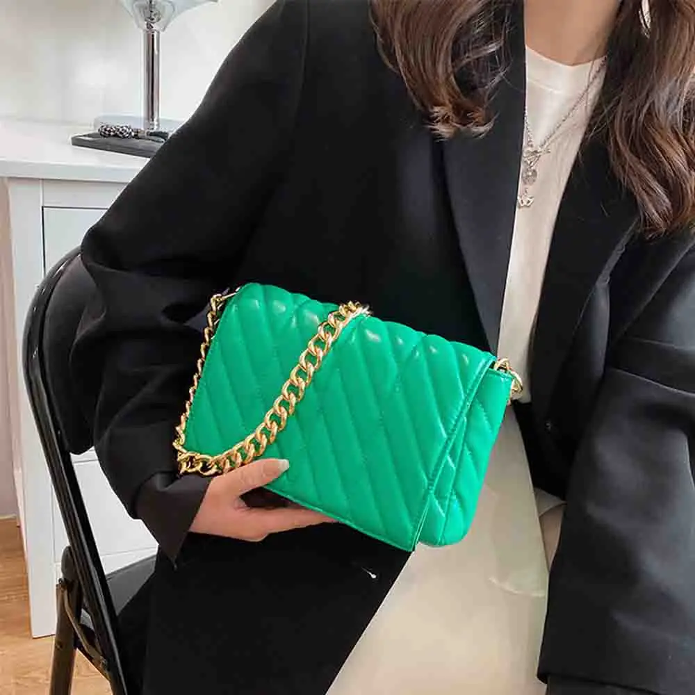 ZA Luxury Designer Bag Women Messenger Bag Stripe Printed Female Small Square Bag with Chains Shoulder Purse Sac A Main 2022 New
ZA Luxury Designer Bag Women Messenger Bag Stripe Printed Female Small Square Bag with Chains Shoulder Purse Sac A Main 2022 New