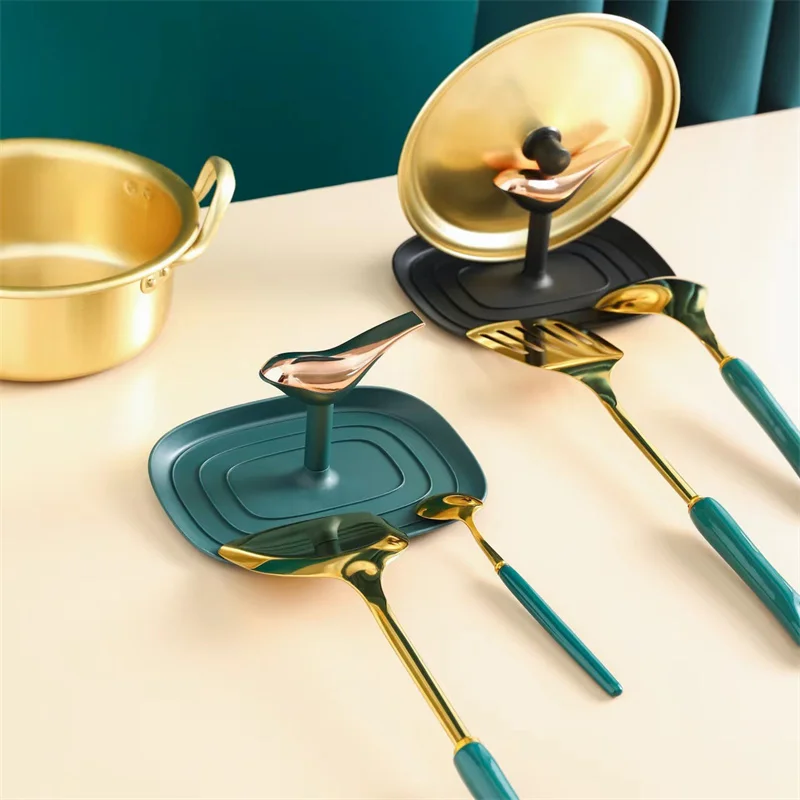 Luxury Bird Pot Cover Rack Pot Lid Shelf Tableware Soup Spoon Storage Drain Rack Spatula Utensils Organizer Kitchen Accessories
Luxury Bird Pot Cover Rack Pot Lid Shelf Tableware Soup Spoon Storage Drain Rack Spatula Utensils Organizer Kitchen Accessories