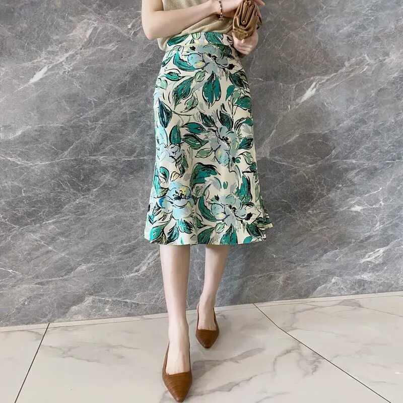 Korean England Office Lady Simple Flower Satin Elegant Summer Midi Skirt Women Faldas Mujer Moda Skirts Women Plus Size XXXL
Korean England Office Lady Simple Flower Satin Elegant Summer Midi Skirt Women Faldas Mujer Moda Skirts Women Plus Size XXXL