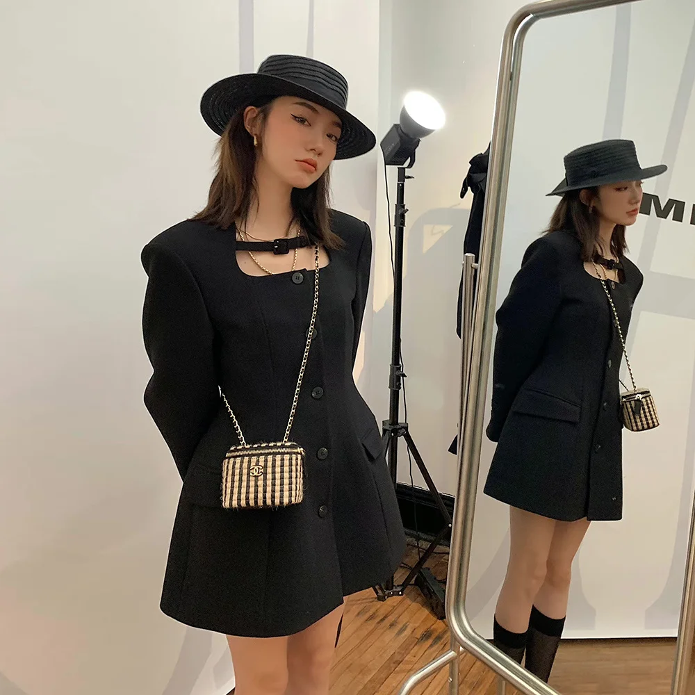 Dress Black Women Blazer 2023 Spring Summer Fashion Slim Waist Suit Jacket For Ladies Single Breasted Belted Dresses
Dress Black Women Blazer 2023 Spring Summer Fashion Slim Waist Suit Jacket For Ladies Single Breasted Belted Dresses