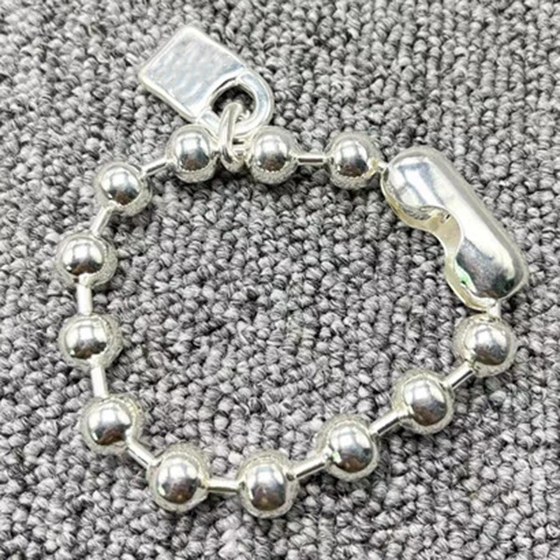 Hot selling European and American high-quality fashion electroplating 925 silver simple exquisite bead bracelet jewelry gifts
Hot selling European and American high-quality fashion electroplating 925 silver simple exquisite bead bracelet jewelry gifts