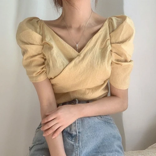 Women Solid Color Cross Waist Bubble Sleeve T-shirts Korean Chic Retro Sweet V-neck Carefully Exposed Collarbone Tops Female Pop
Women Solid Color Cross Waist Bubble Sleeve T-shirts Korean Chic Retro Sweet V-neck Carefully Exposed Collarbone Tops Female Pop