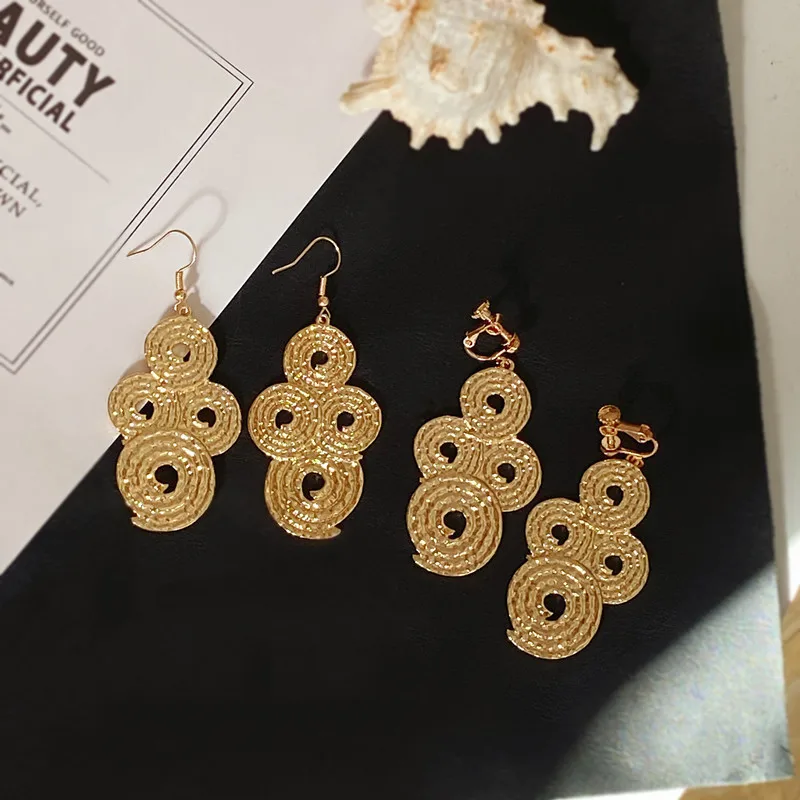 Ovxxons 1 Pair Geometric Female Earrings Temperament Explosive Texture Hollowed Out Retro Style Everything Matching Ear Clip
Ovxxons 1 Pair Geometric Female Earrings Temperament Explosive Texture Hollowed Out Retro Style Everything Matching Ear Clip