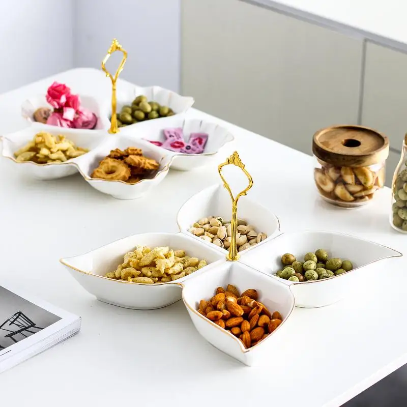 Nordic Ceramic Art Candy Basket Fruit Plate Modern Living Room Office Dessert Melon Seeds Dried Fruit Snack Compartment Platter
Nordic Ceramic Art Candy Basket Fruit Plate Modern Living Room Office Dessert Melon Seeds Dried Fruit Snack Compartment Platter