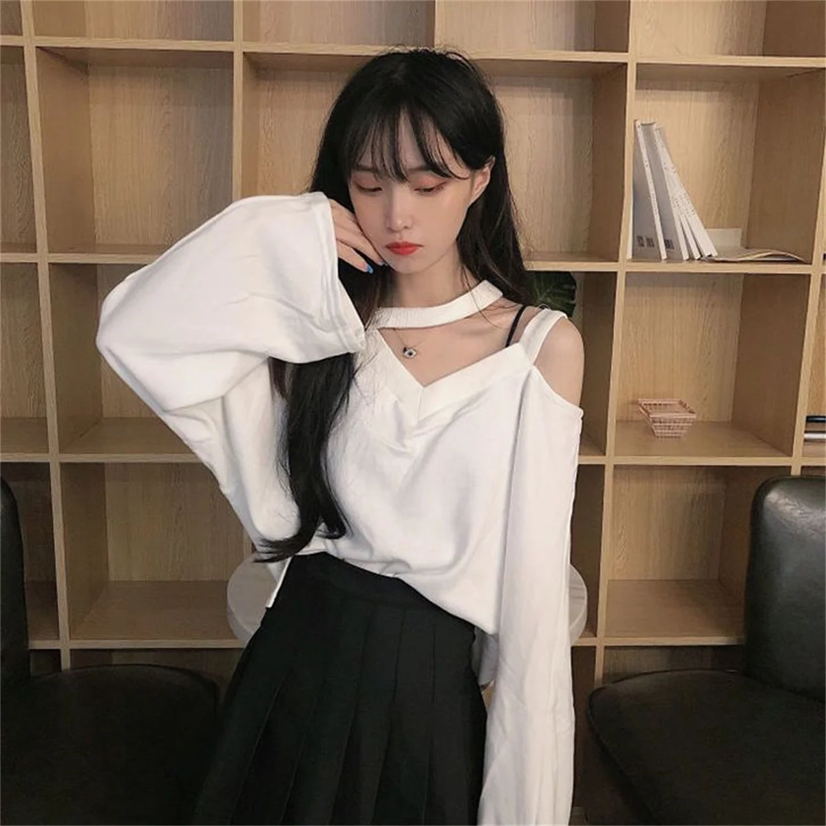 Thin White Sexy Off Shoulder Hoodie Korean Sweatshirt Femme Kpop Tops Vintage Oversized Tanks High Street Gothic Hoodie Girl
Thin White Sexy Off Shoulder Hoodie Korean Sweatshirt Femme Kpop Tops Vintage Oversized Tanks High Street Gothic Hoodie Girl