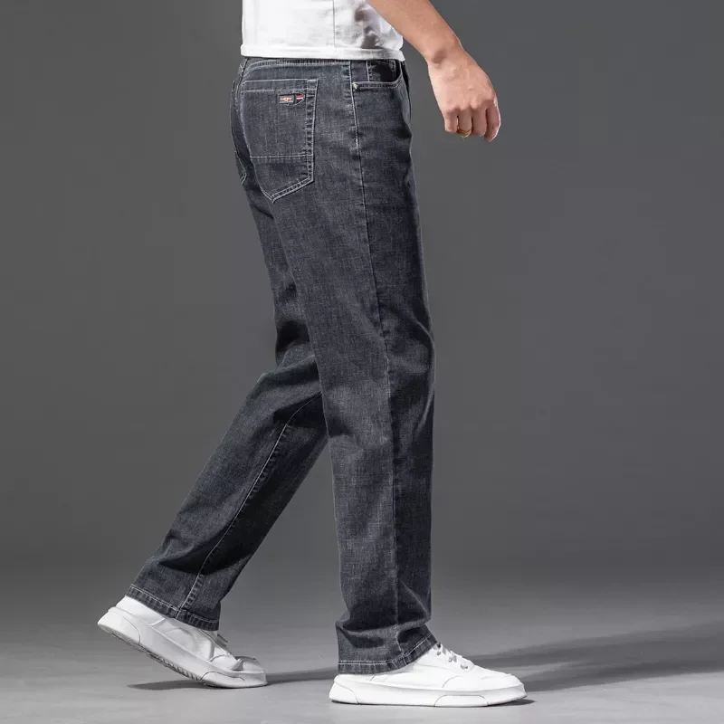 NEW IN Thin Cotton Men's Jeans High Quality Denim Soft Straight Pants boy Baggy Wide leg Trousers Male Large size 40 42 44 4
NEW IN Thin Cotton Men's Jeans High Quality Denim Soft Straight Pants boy Baggy Wide leg Trousers Male Large size 40 42 44 4