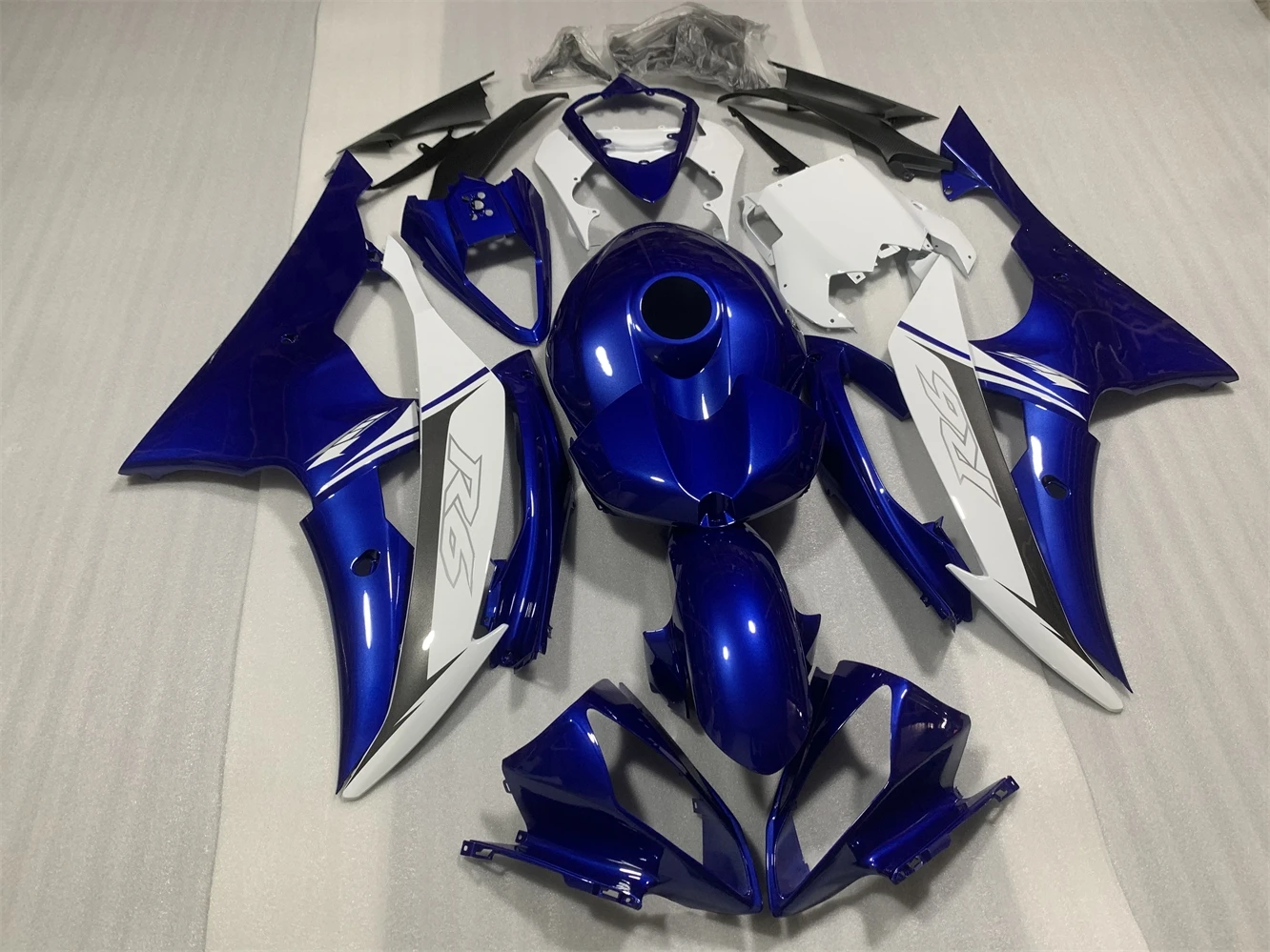 Fit for YZF-600 R6 2008 2009 2010 2011 2012 2013 2014 2015 2016 blue white fairings 08 09 10 11 12 13 YZF R6 fairing kit
Fit for YZF-600 R6 2008 2009 2010 2011 2012 2013 2014 2015 2016 blue white fairings 08 09 10 11 12 13 YZF R6 fairing kit