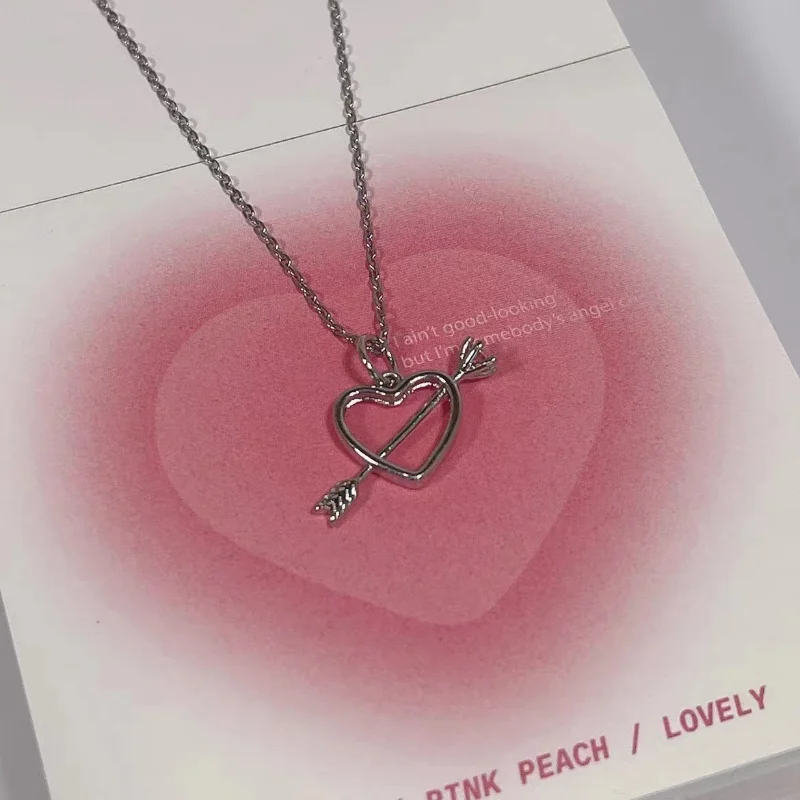 Cupid Love Pink Diamond Necklace Female Light Luxury Diamond Inlaid One Arrow Through The Heart Clavicle Chain Tanabata Gift
Cupid Love Pink Diamond Necklace Female Light Luxury Diamond Inlaid One Arrow Through The Heart Clavicle Chain Tanabata Gift