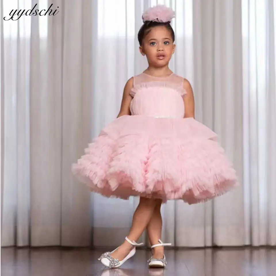 Lovely Pink Puffy Flower Girl Dresses For Wedding 2022 Tulle Tiered Princess Sleeveless Ball Gown Pageant First Communion Gowns
Lovely Pink Puffy Flower Girl Dresses For Wedding 2022 Tulle Tiered Princess Sleeveless Ball Gown Pageant First Communion Gowns