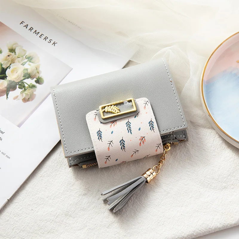 Fashion Ultra-thin Wallet Tassel Short Wallet for Woman Mini Coin Purse Ladies Clutch Small Wallet Female Pu Leather Card Holder 
Fashion Ultra-thin Wallet Tassel Short Wallet for Woman Mini Coin Purse Ladies Clutch Small Wallet Female Pu Leather Card Holder
