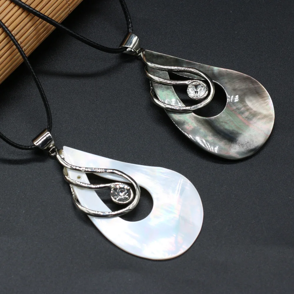 4PCS Wholesale Price Natural Shell Alloy Water Drop Shape Pendant Necklace For Jewelry Making DIY Necklace Accessory Charm Gift
4PCS Wholesale Price Natural Shell Alloy Water Drop Shape Pendant Necklace For Jewelry Making DIY Necklace Accessory Charm Gift