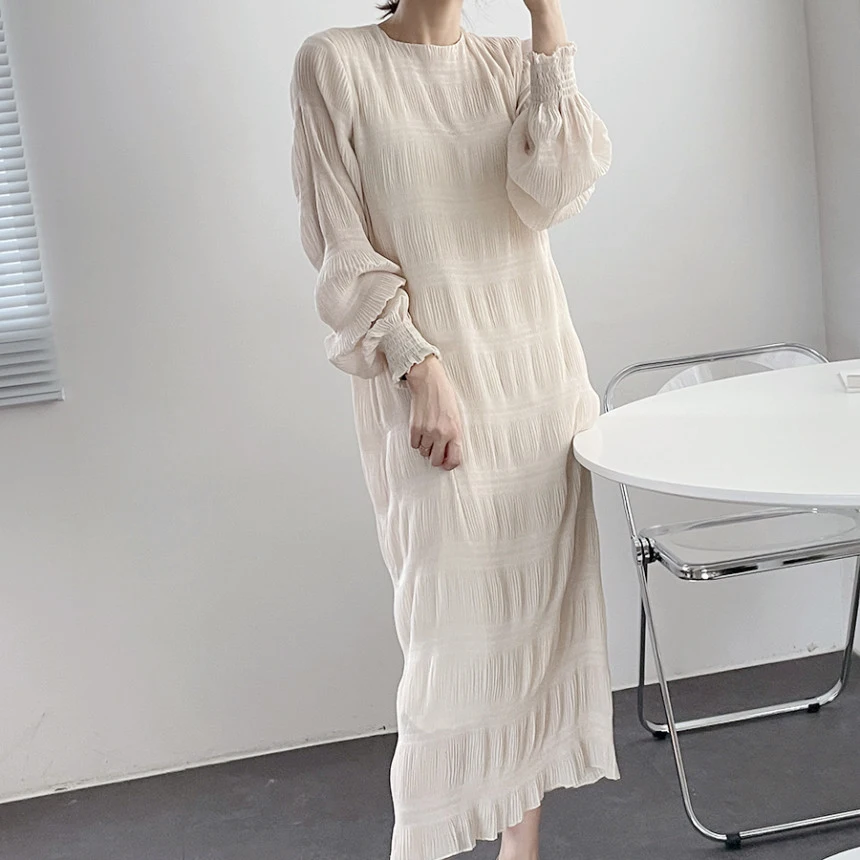 Spring New Long Sleeve Chiffon O-neck Maxi Dresses for Women Y2k Aesthetic Elegant Ladies Vintage Style Korean Fashion Clothing
Spring New Long Sleeve Chiffon O-neck Maxi Dresses for Women Y2k Aesthetic Elegant Ladies Vintage Style Korean Fashion Clothing