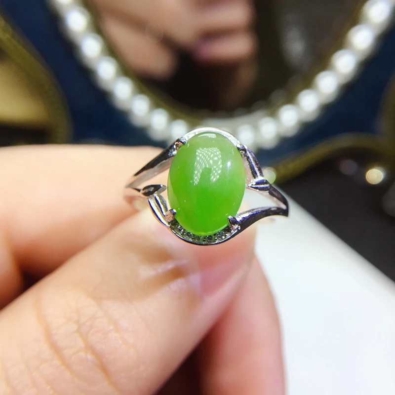 Chinese Style Classic 925 Silver Green Jade Ring with 3 Layers Gold Plating 8mm*10mm 3ct Natural Jade Silver Ring for Daily Wear
Chinese Style Classic 925 Silver Green Jade Ring with 3 Layers Gold Plating 8mm*10mm 3ct Natural Jade Silver Ring for Daily Wear