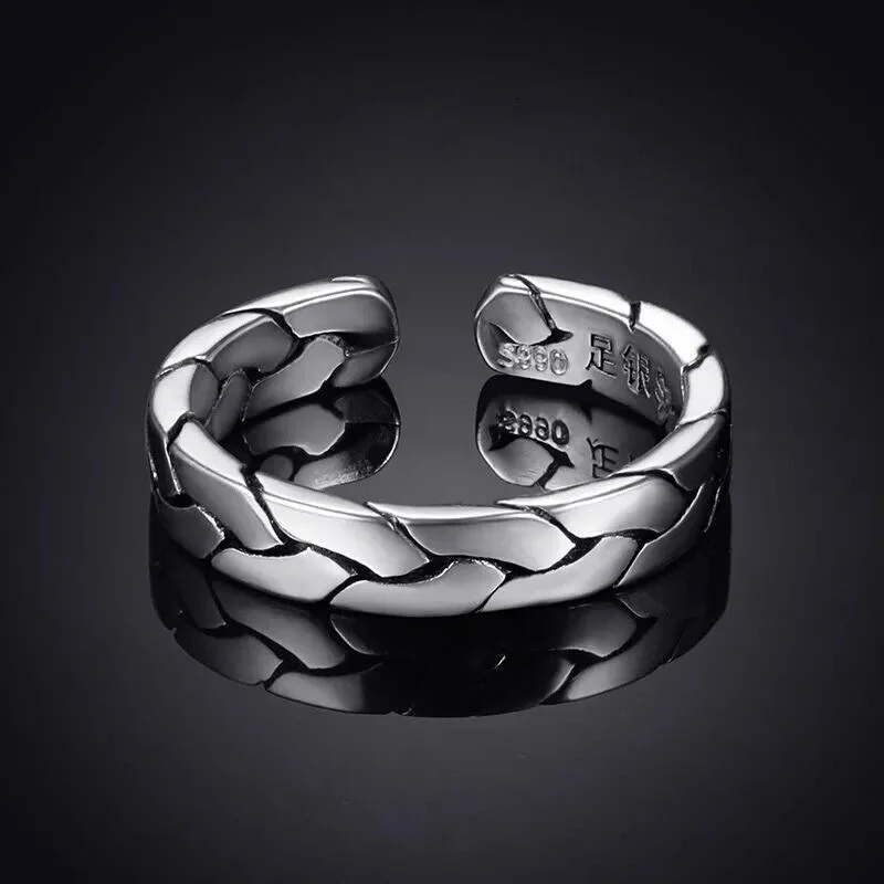 .Retro Twist Silver Ring Hip Hop Unisex Trend Rings Jewelry 
.Retro Twist Silver Ring Hip Hop Unisex Trend Rings Jewelry