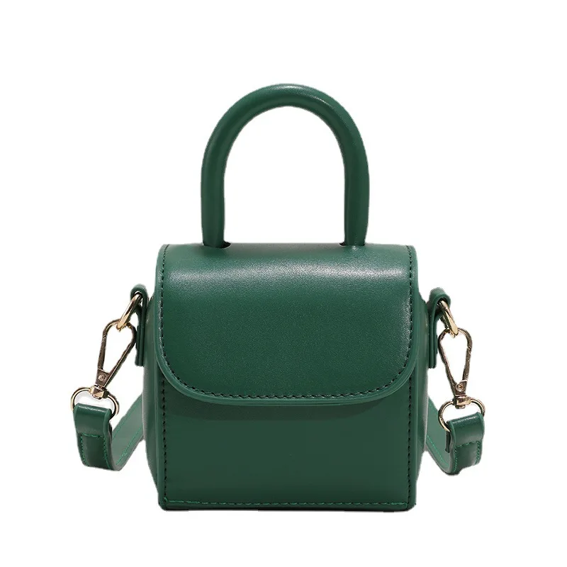High Quality Mini Women's Shoulder Bag 2022 New Fashion Retro Portable Small Square Bag Mouth Red Bag Versatile Messenger Bag
High Quality Mini Women's Shoulder Bag 2022 New Fashion Retro Portable Small Square Bag Mouth Red Bag Versatile Messenger Bag
