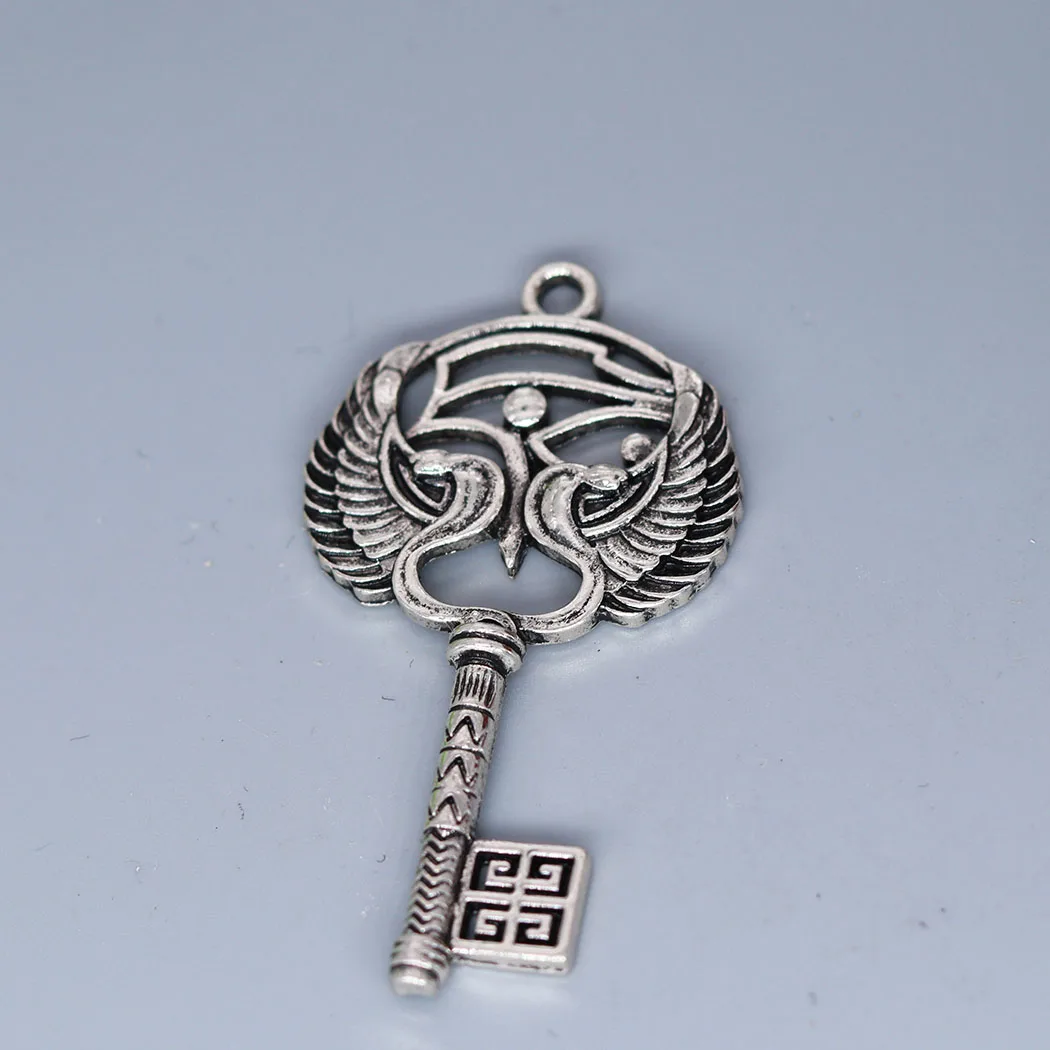 3 шт./партия, винтажные Подвески «глаз мира»
3 шт./партия, винтажные Подвески «глаз мира»