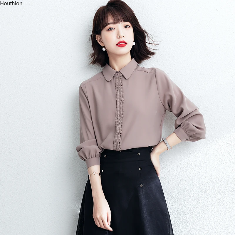 Блузка женская шифоновая с V-образным вырезом и длинным рукавом
Блузка женская шифоновая с V-образным вырезом и длинным рукавом