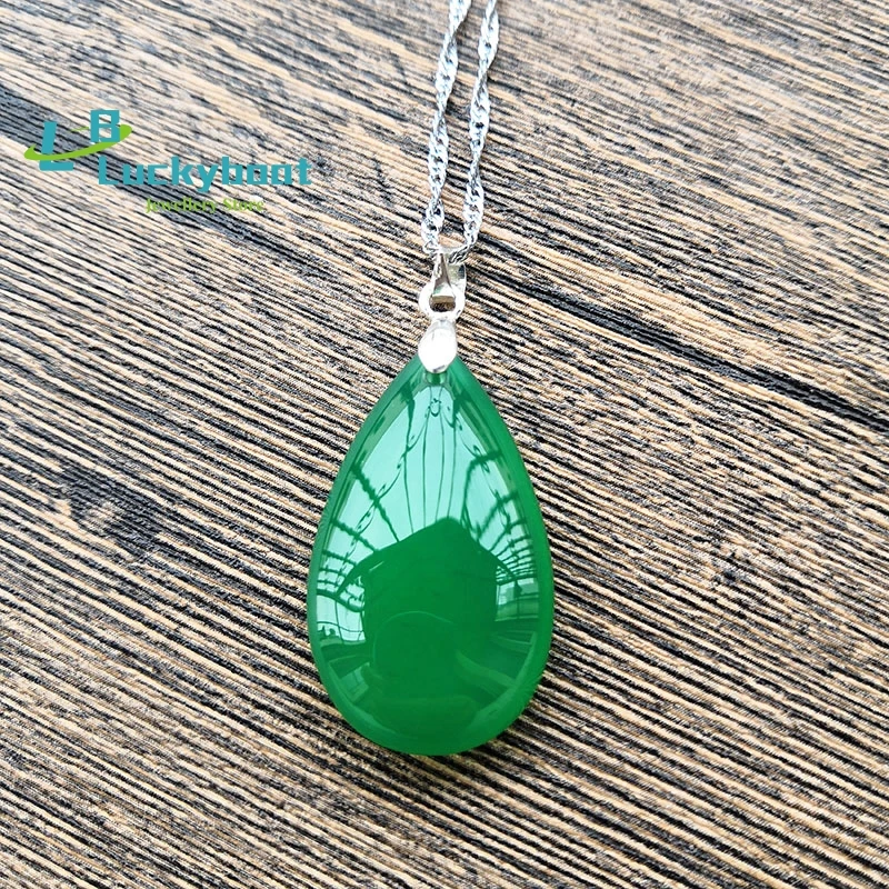 Natural Ice Green Chalcedony Agate Pendant 925 Silver Clavicle Chain Ladies Jewelry 
Natural Ice Green Chalcedony Agate Pendant 925 Silver Clavicle Chain Ladies Jewelry