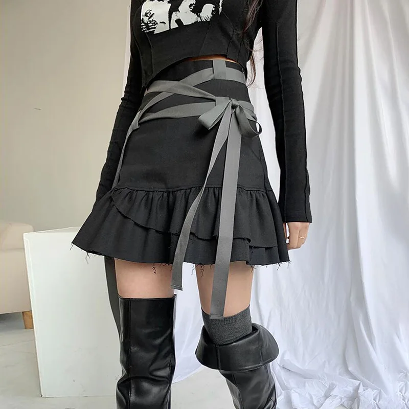 Summer Ruffles Mini Skirts Bandage Women Punk Gothic Solid Colors High Waist Sexy Lace Up Skirt 2021 New Y2k Girl Streetwear New
Summer Ruffles Mini Skirts Bandage Women Punk Gothic Solid Colors High Waist Sexy Lace Up Skirt 2021 New Y2k Girl Streetwear New