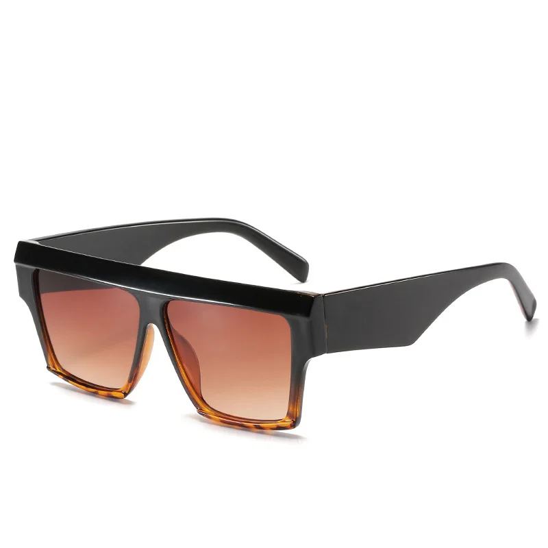 Hot Vintage Women Sunglasses Brand Designer Men Sun Glasses PC Frame Eyewear Female Punk Trend Eyeglasses Luxury oculos feminino
Hot Vintage Women Sunglasses Brand Designer Men Sun Glasses PC Frame Eyewear Female Punk Trend Eyeglasses Luxury oculos feminino
